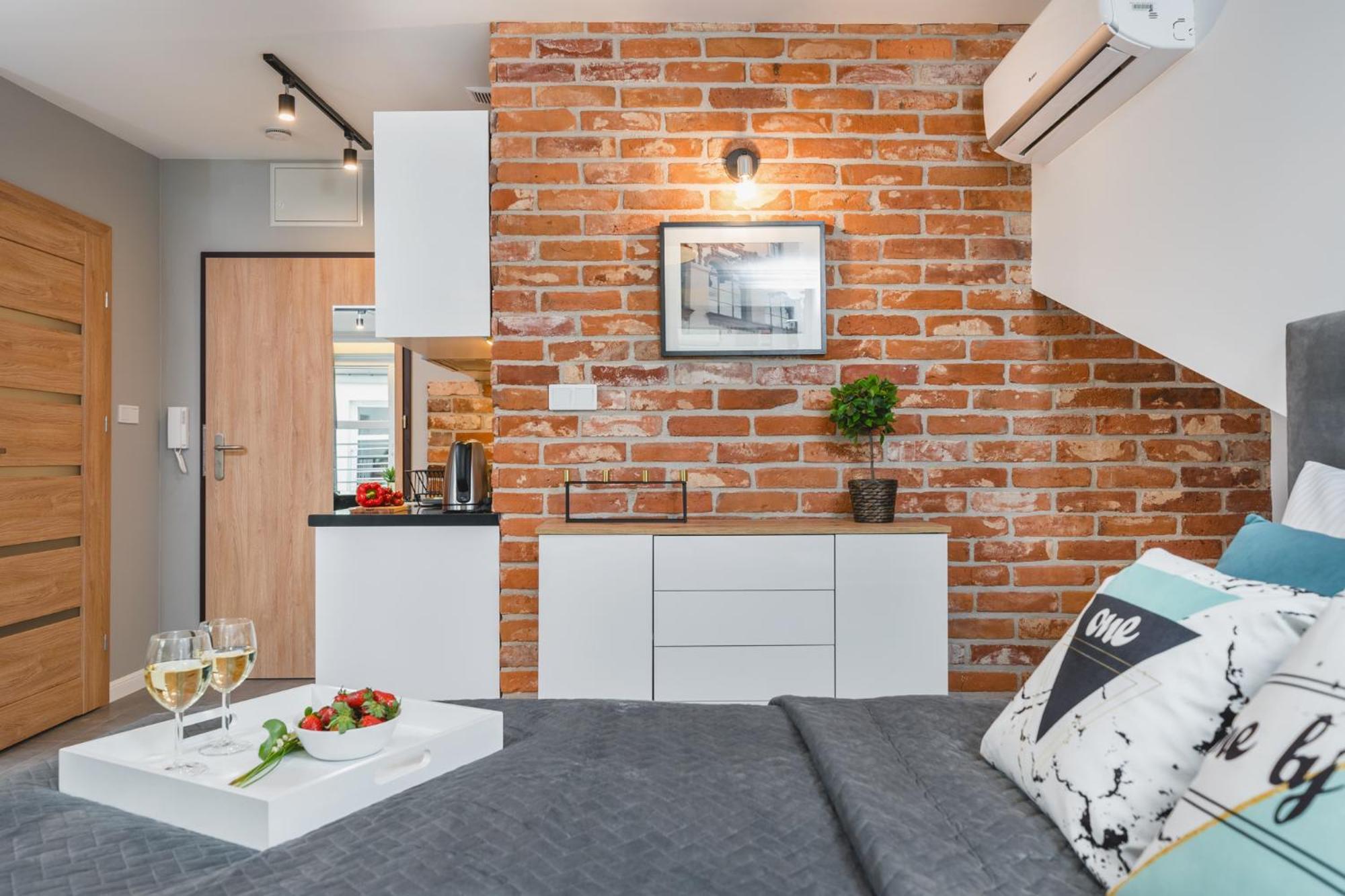 Studio Apartment